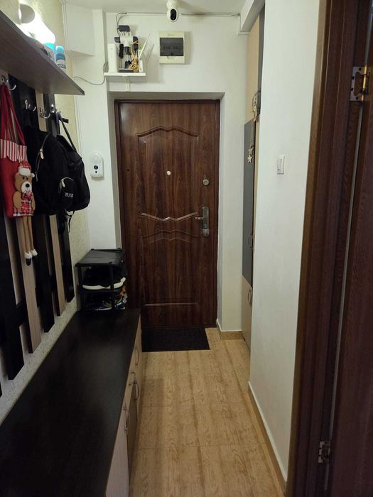 Apartament de vanzare cu 3 camere Pajura