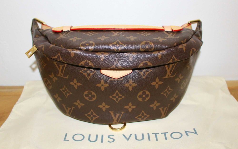 Чанта за кръст Louis Vuitton Bumbag