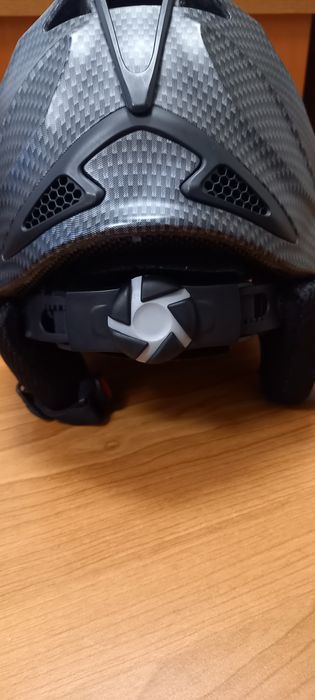 Детска ски каска Uvex 51-54 см