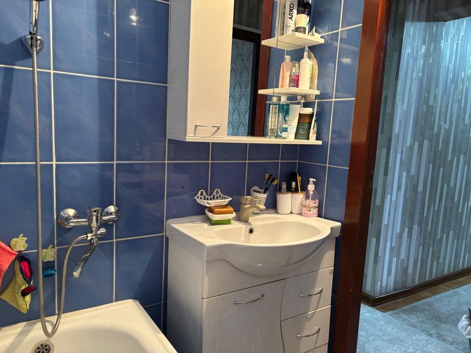 Продам 2 комн квартиру