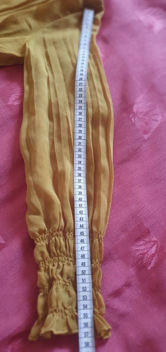 Rochie noua lunga  plisata  Zara S galben-mustar