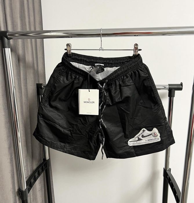 Pantaloni de plaja M O N CC LEE R super calitate