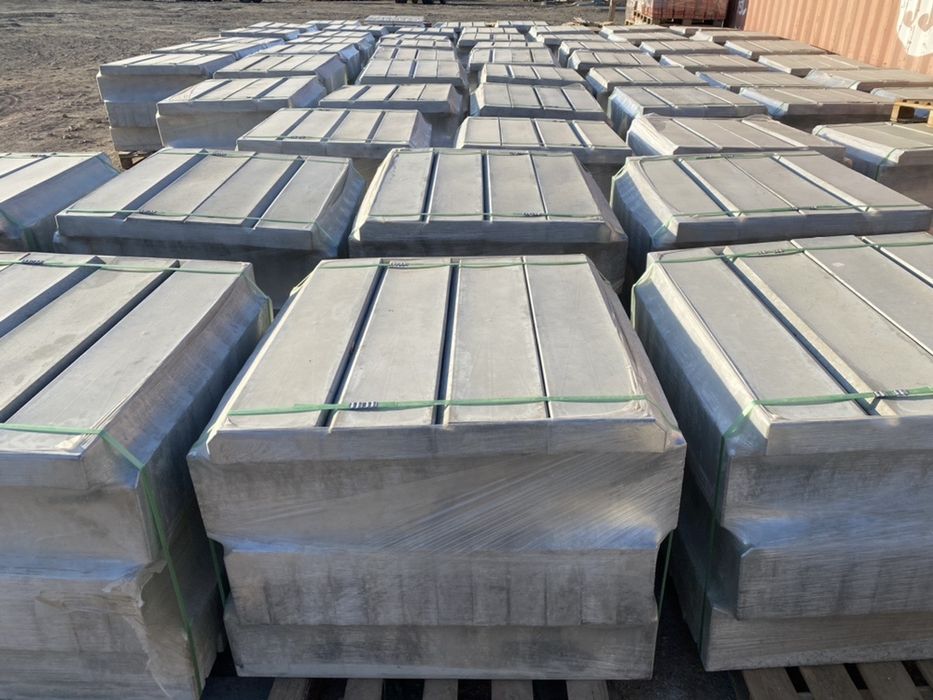 Поребрик, бордюр, брусчатка