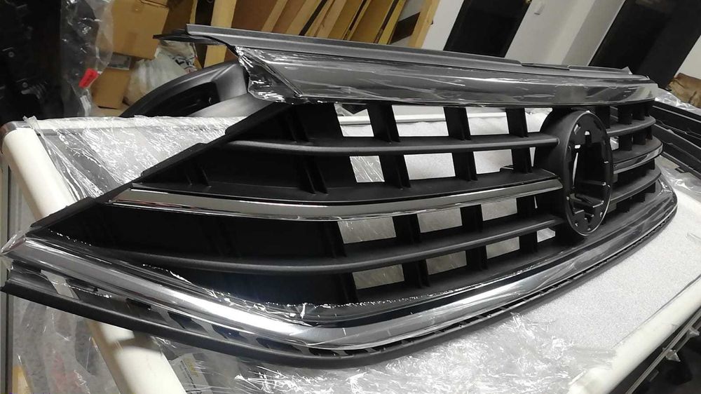 Решетка радиатора VW POLO Exclusive