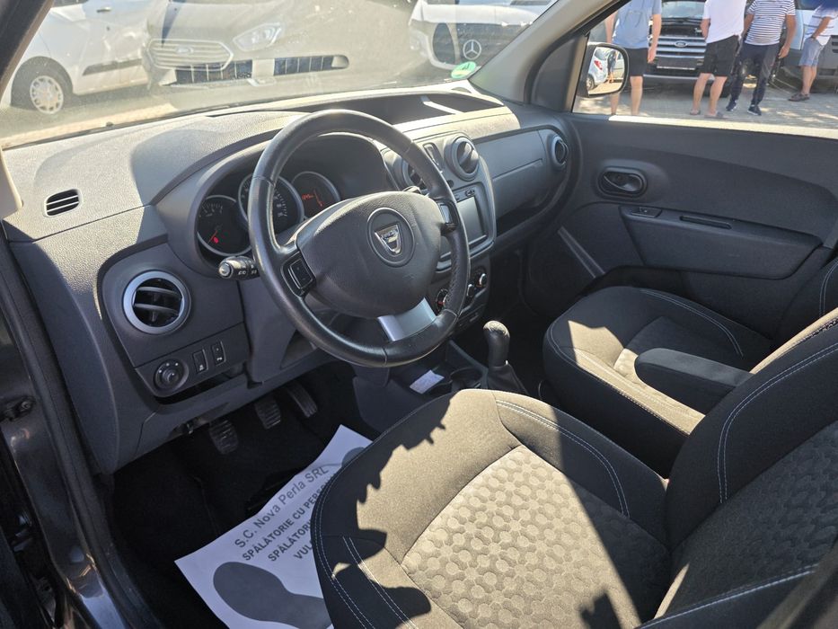 Dacia Dokker Stepway - 1.2i 116Cp E6 - An 2017 - Clima / Navi / Camera