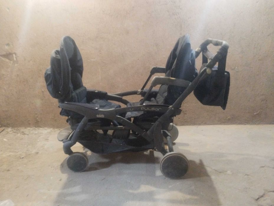Детска количка за близнаци Cam Pulsar