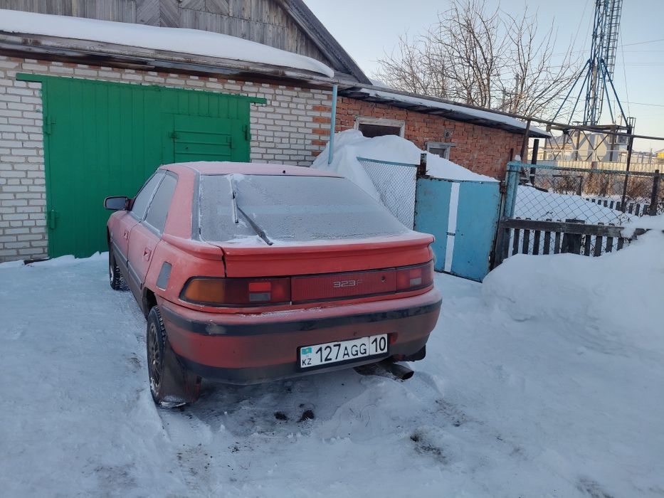 Продам Мазду 323