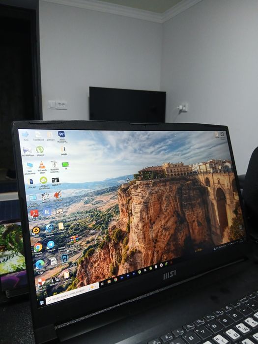 Notebook  I7 13avlod