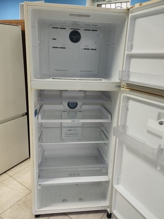 Холодильник samsung