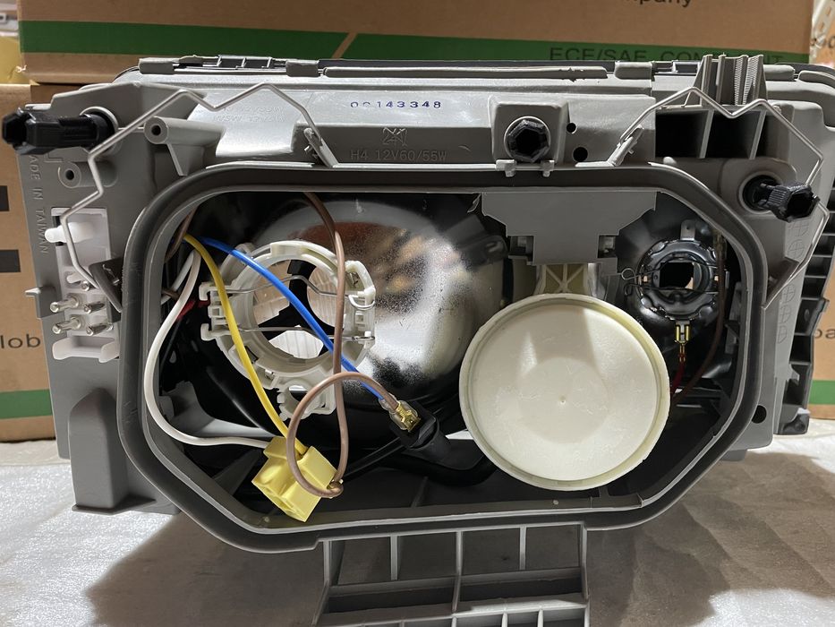 Фары на Mercedes W124E рестайлинг