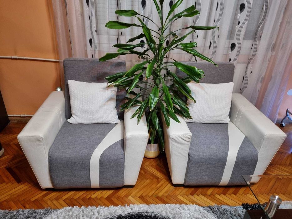Vand mobilier sufragerie