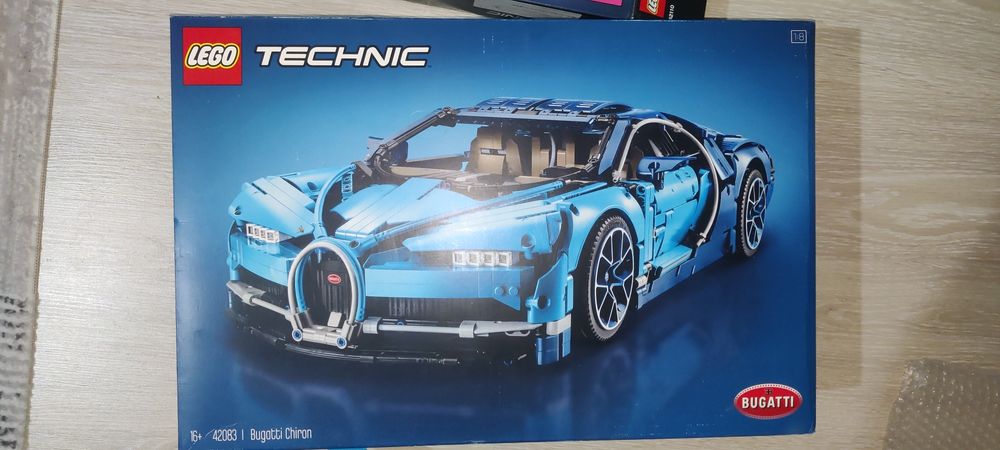 Lego Bugatti Chiron оригинал