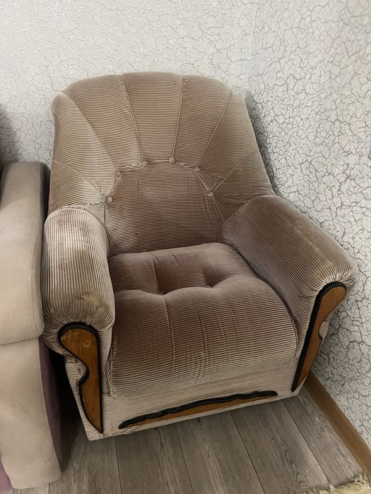 Продам 2  кресло