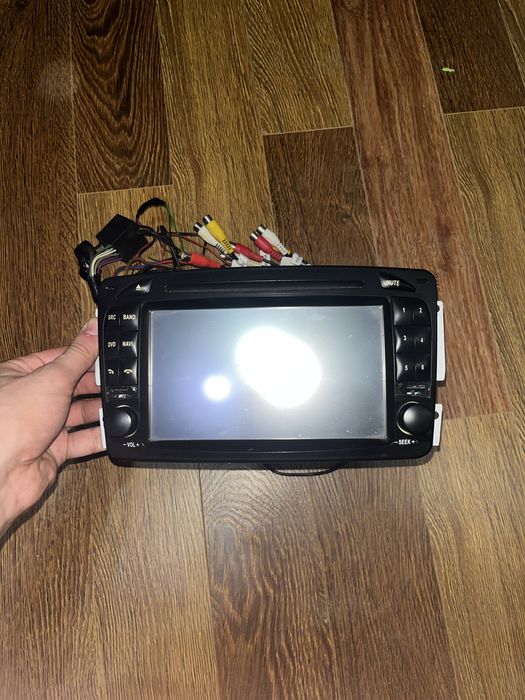 Монитор Mercedes w203