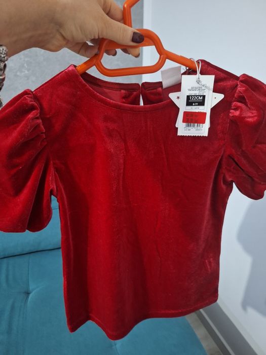 Bluză catifea roșie – fetiță, mărimea 122 (6–7 ani)