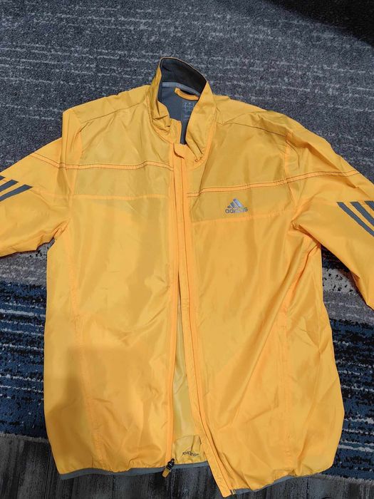 Ново оригинално яке Адидас