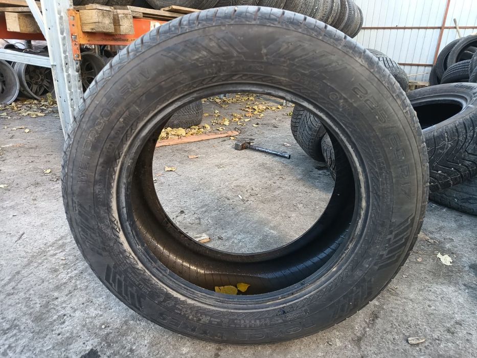 Anvelopa 225/60/R17 Nokian Vara Citroen DS5 1 (2012 - 2015)