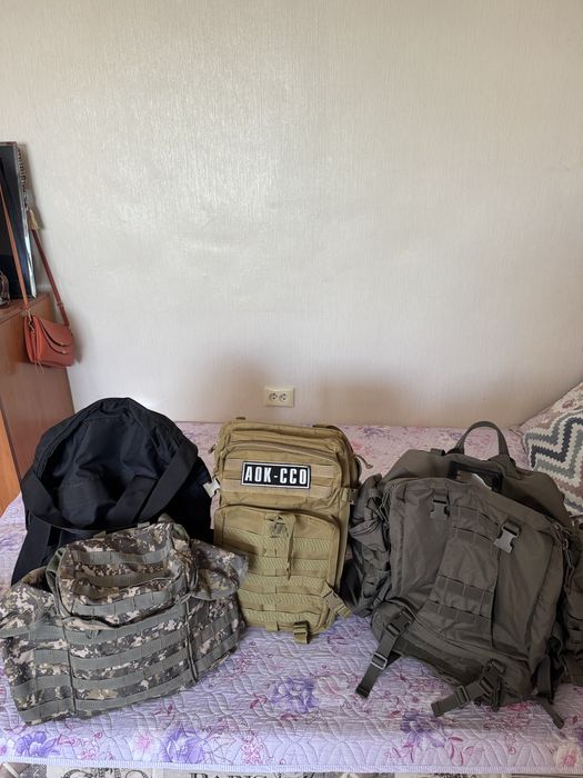 Продам новый  военные вещи