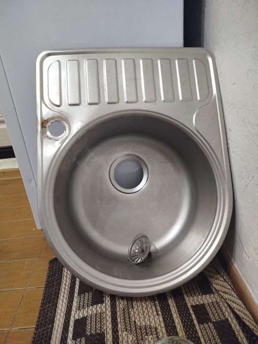 Мойка для кухни продам