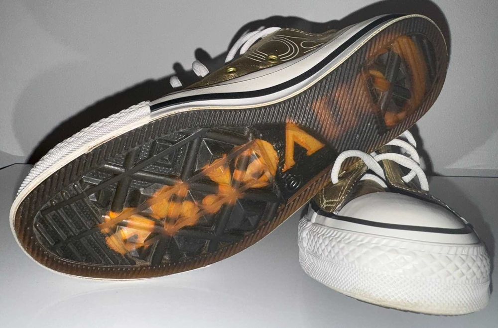 Tenisi dama Converse Chuck Taylor Century Line OX Gold 106024 nr. 37