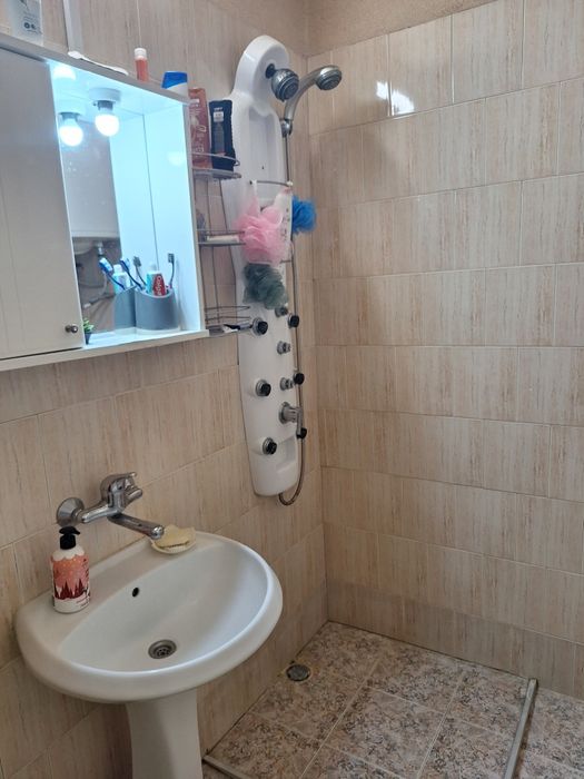 Апартамент 74кв+9кв мазе