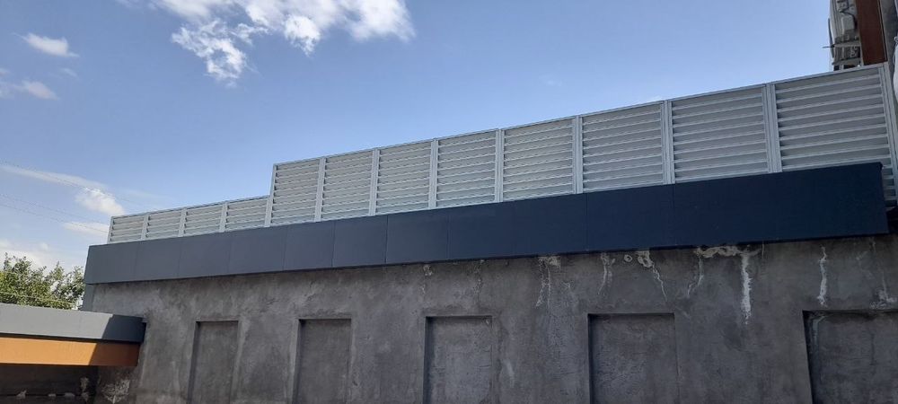 Металический Жалюзи, заборы изготовленя жалюзи заборы из оцинковки