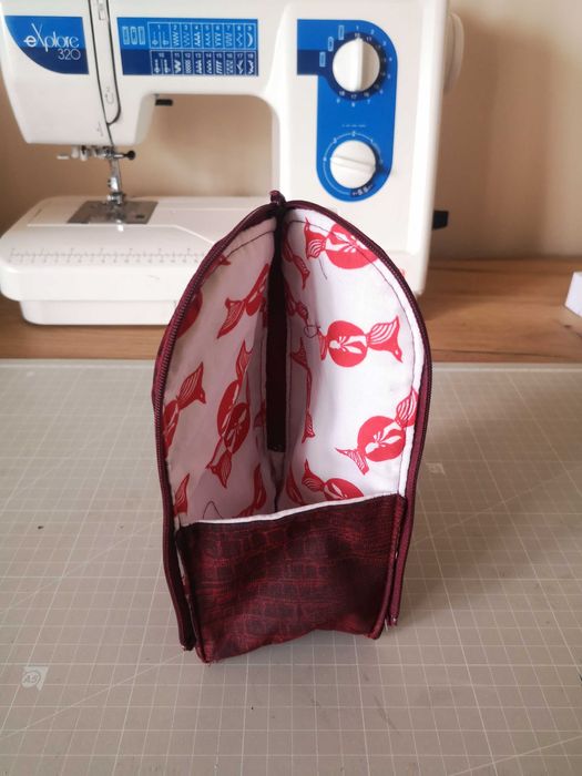 Интересен несесер