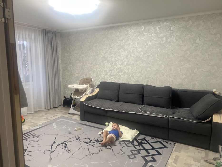 Продам 2х комн квартиру