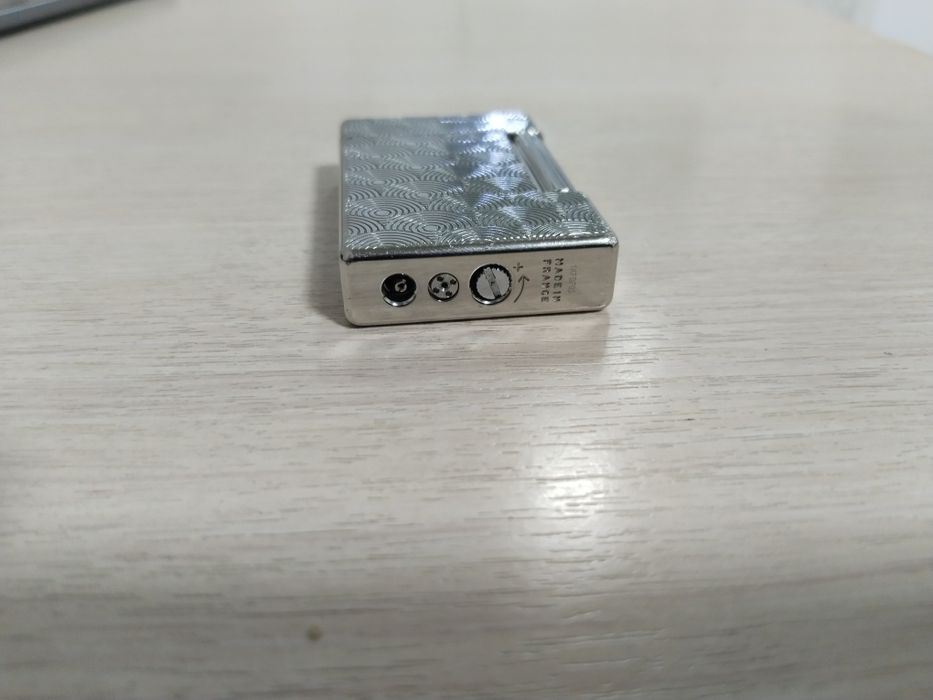 Зажигалка Dupont initial