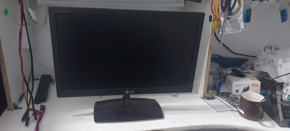 В продаже мониторы