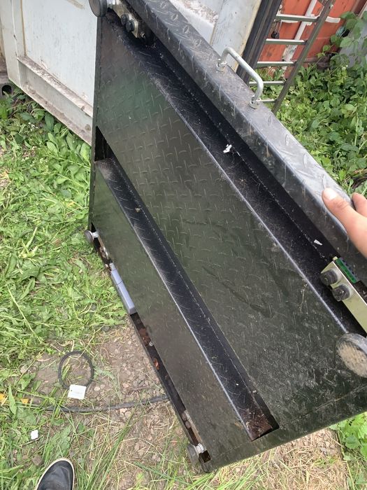 Продам весы напольные электронные до 1-2 тонн