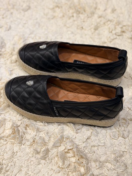 Чехли Зара червени и Philipp Plein