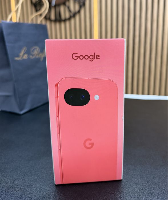 Google Pixel 10a 256Gb / Berry / Liber de retea / Fact&Garantie 24 Luni /