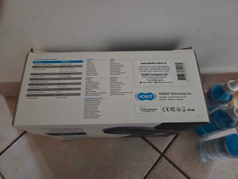 Robot curatare geamuri HOBOT 388