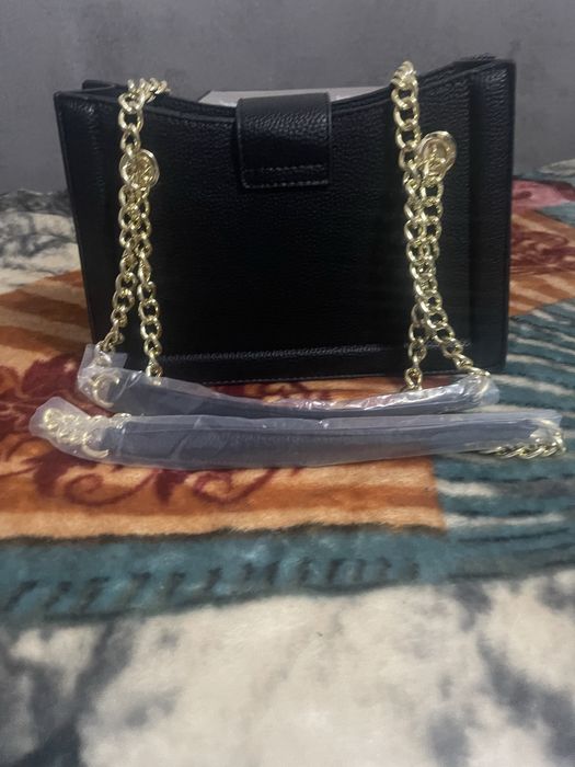 Geanta Versage noua.