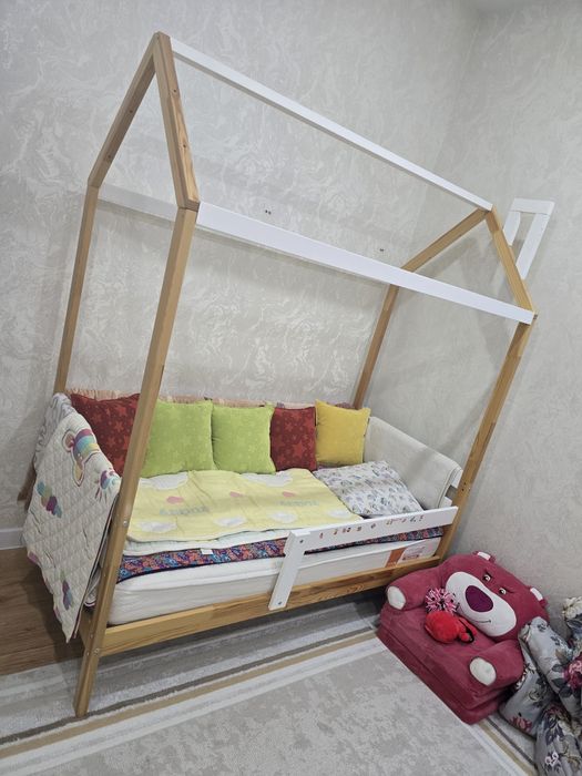 Продам детскую кроватку