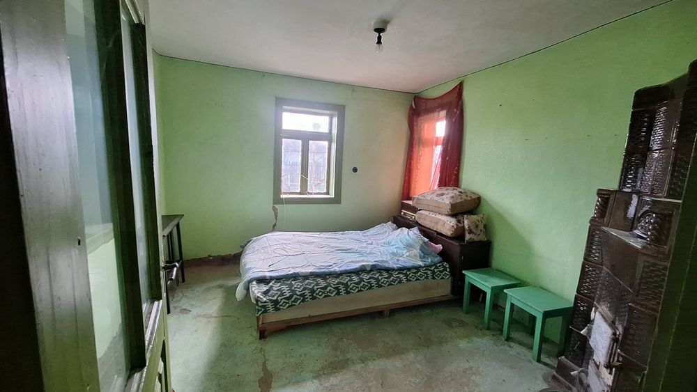 Vand casa comuna Tufesti