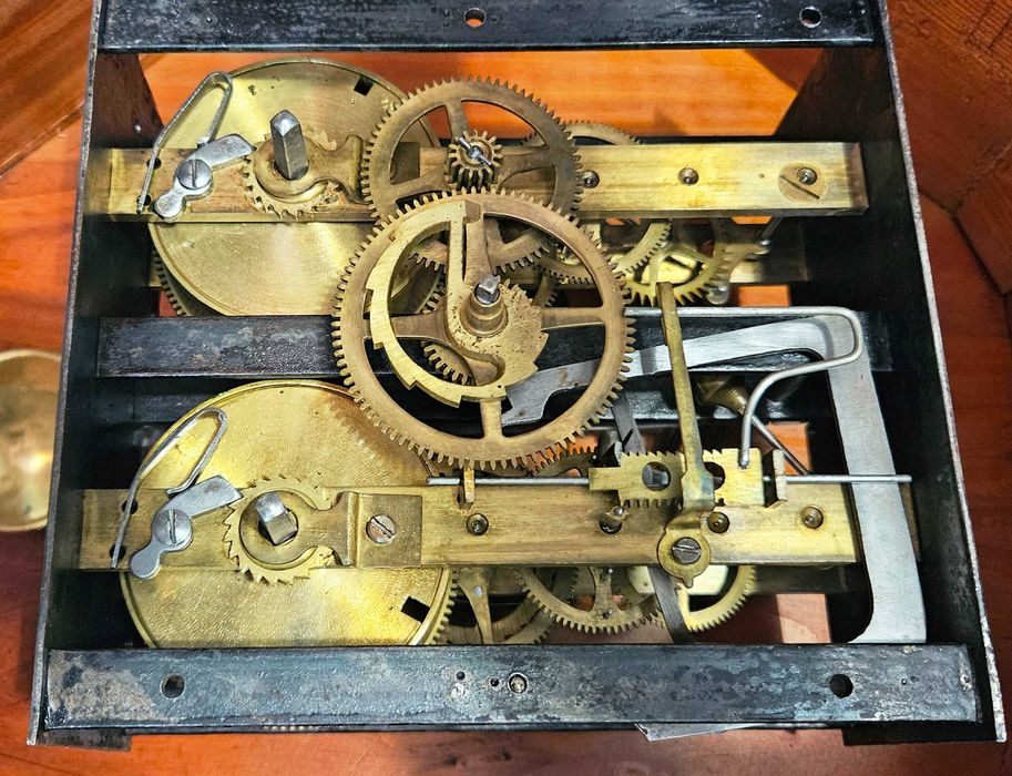 Ceas de perete cu pendul Franta anii 1900