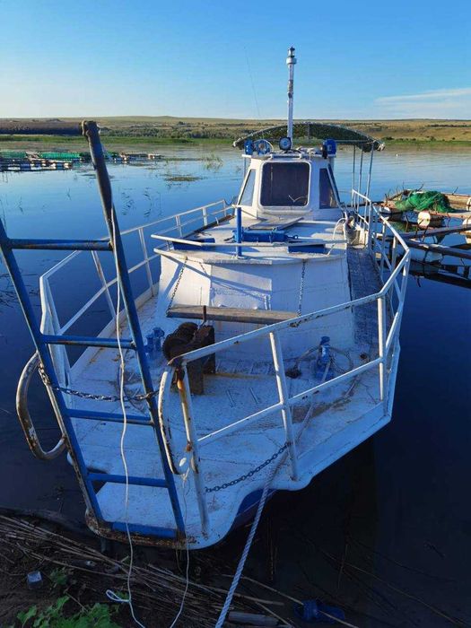 Катер на ходу  БМК