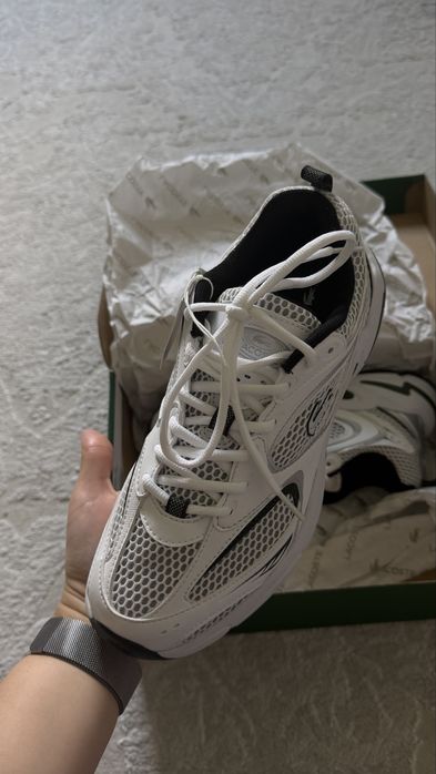 Продам Кроссовки Lacoste оригинал