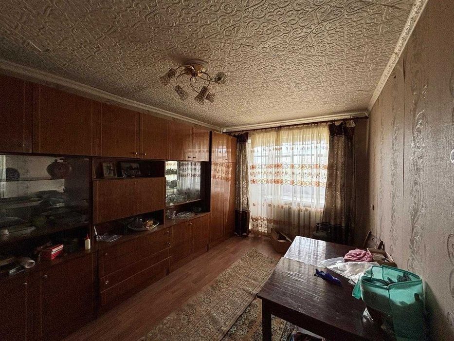 Продается 2-комнатная квартира в 13 мкр.