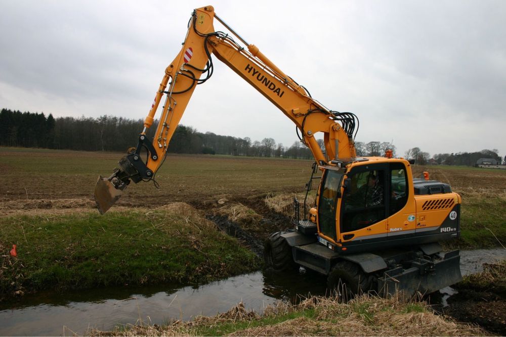 Услуги экскаватора Hyundai Талгар
