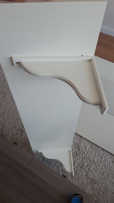 2 rafturi  ptr perete Ikea