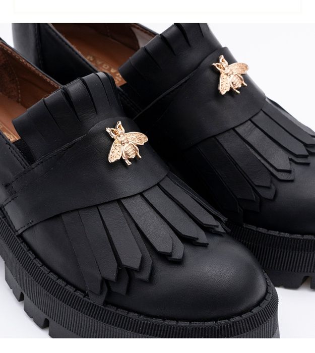 Loaferi negri cu franjuri