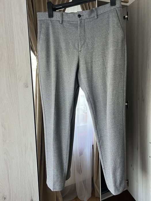 Pantaloni Zara, business-casual, barbati, gri