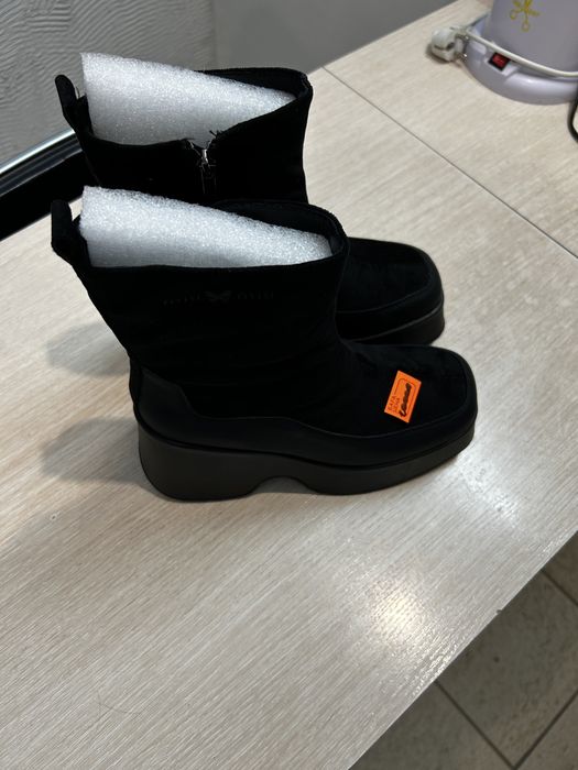 Черные зимнниее сапоги