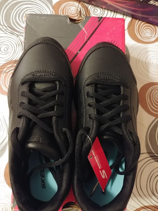 Нови детски маратонки Skechers