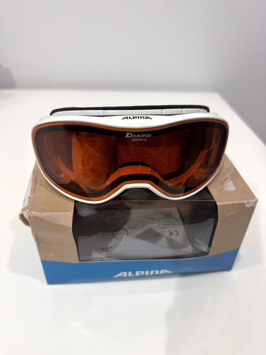 vand ochelari ski/ snowboard ALPINA albi cu lentila colorată