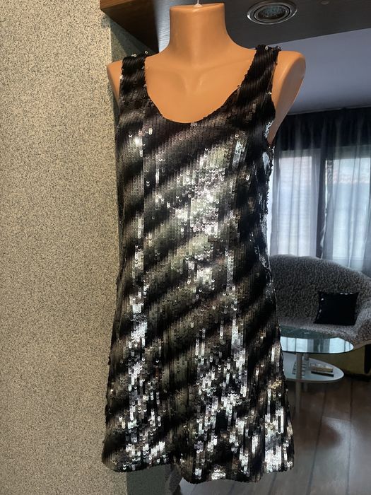 Дамска рокля с пайети