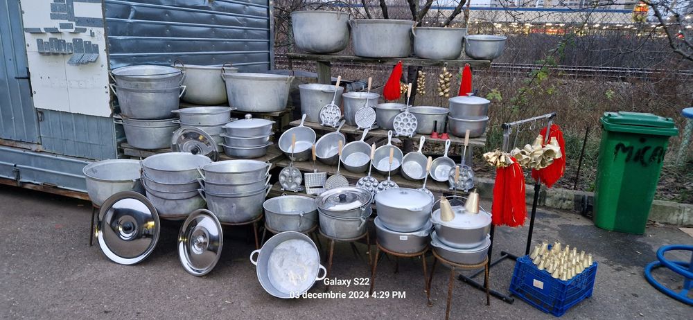 Ceaun din tuci aluminiu 27-28 Litri 280  lei + Trepied 80 lei